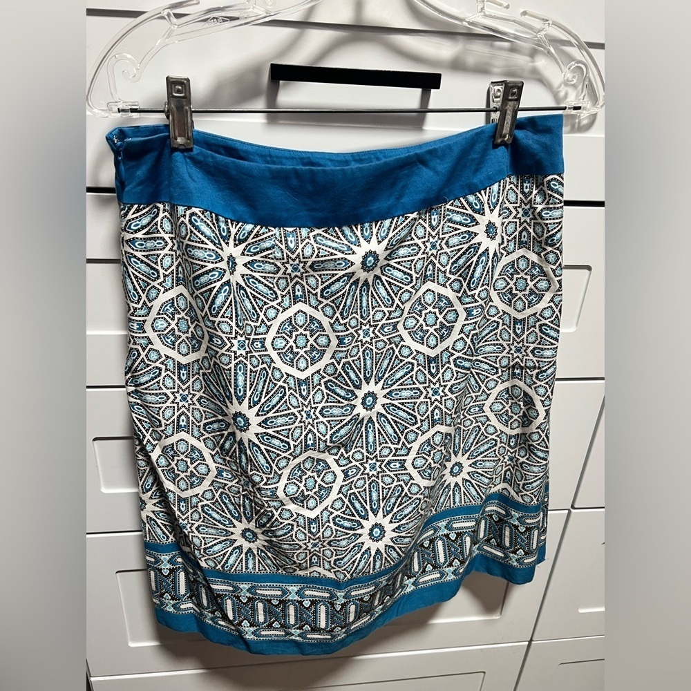 Ann Taylor Blue and White Patterned Mini Skirt